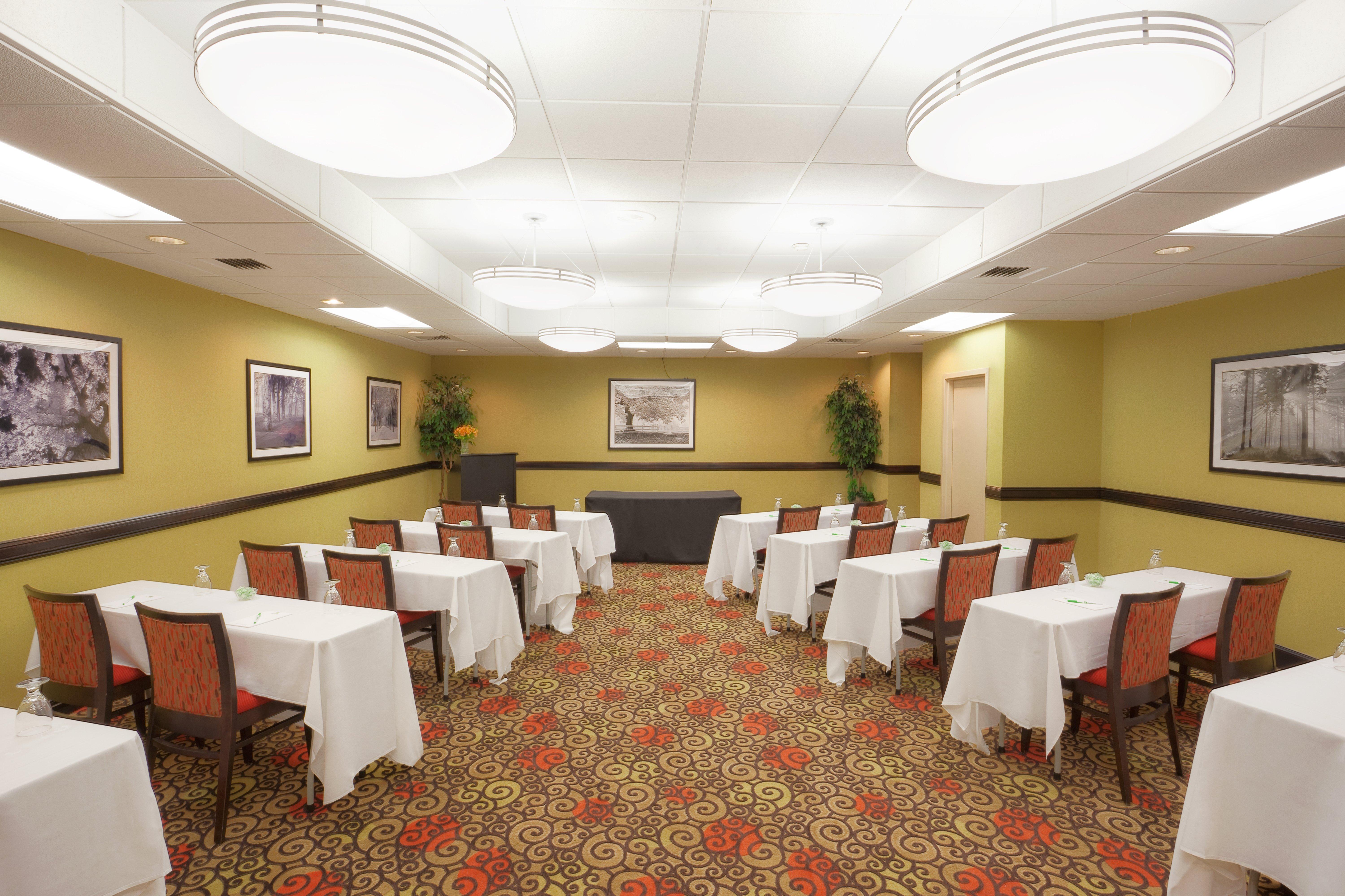 Holiday Inn Portsmouth By Ihg Экстерьер фото