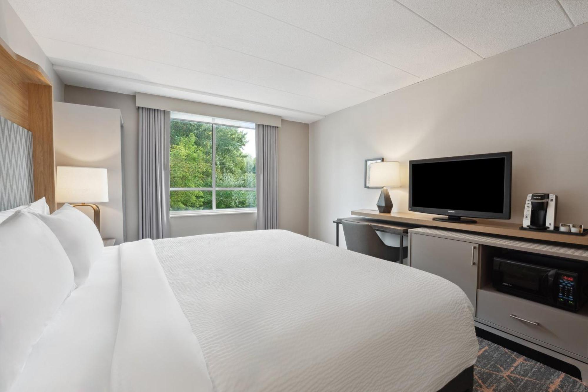 Holiday Inn Portsmouth By Ihg Экстерьер фото