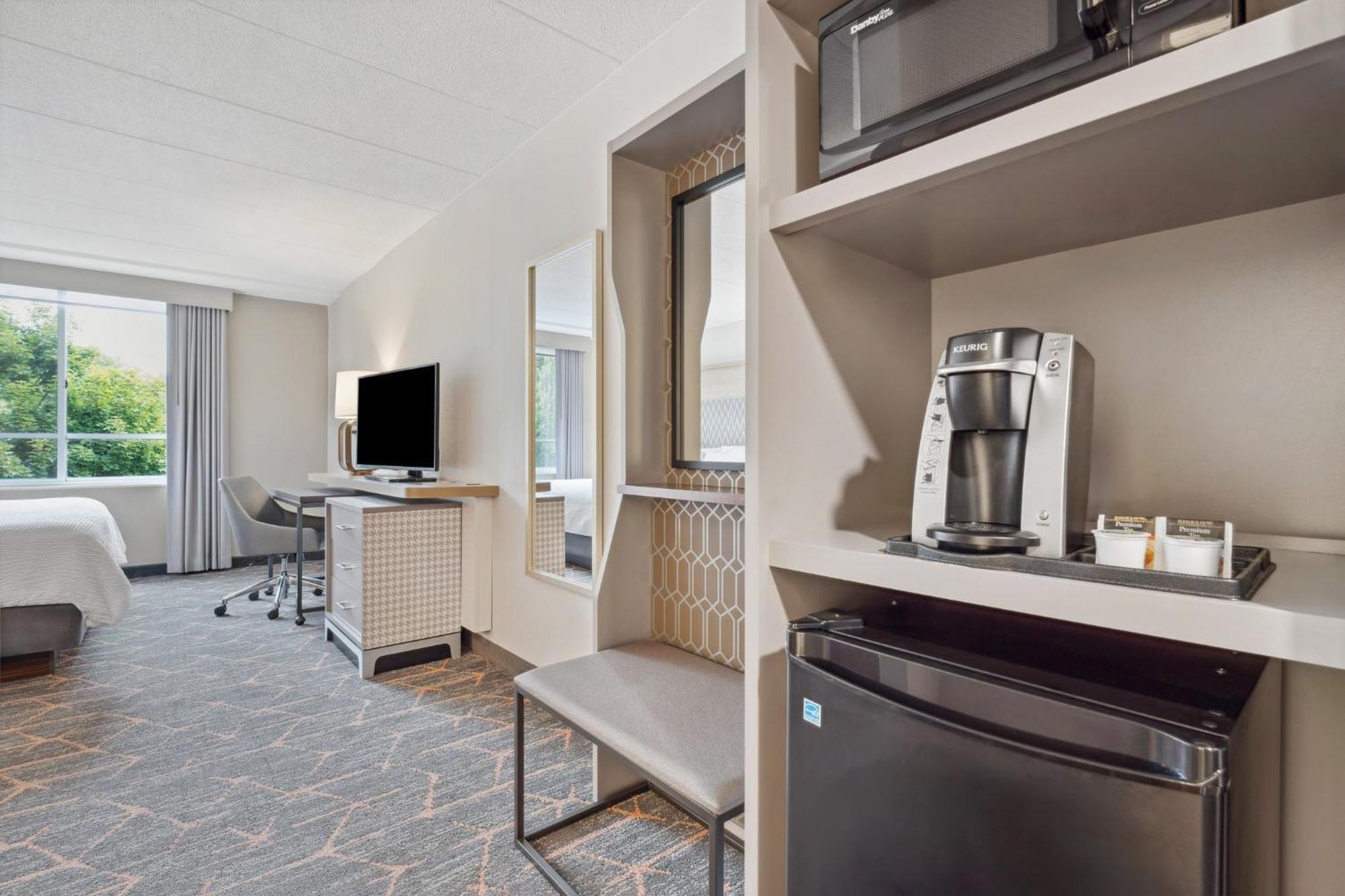 Holiday Inn Portsmouth By Ihg Экстерьер фото